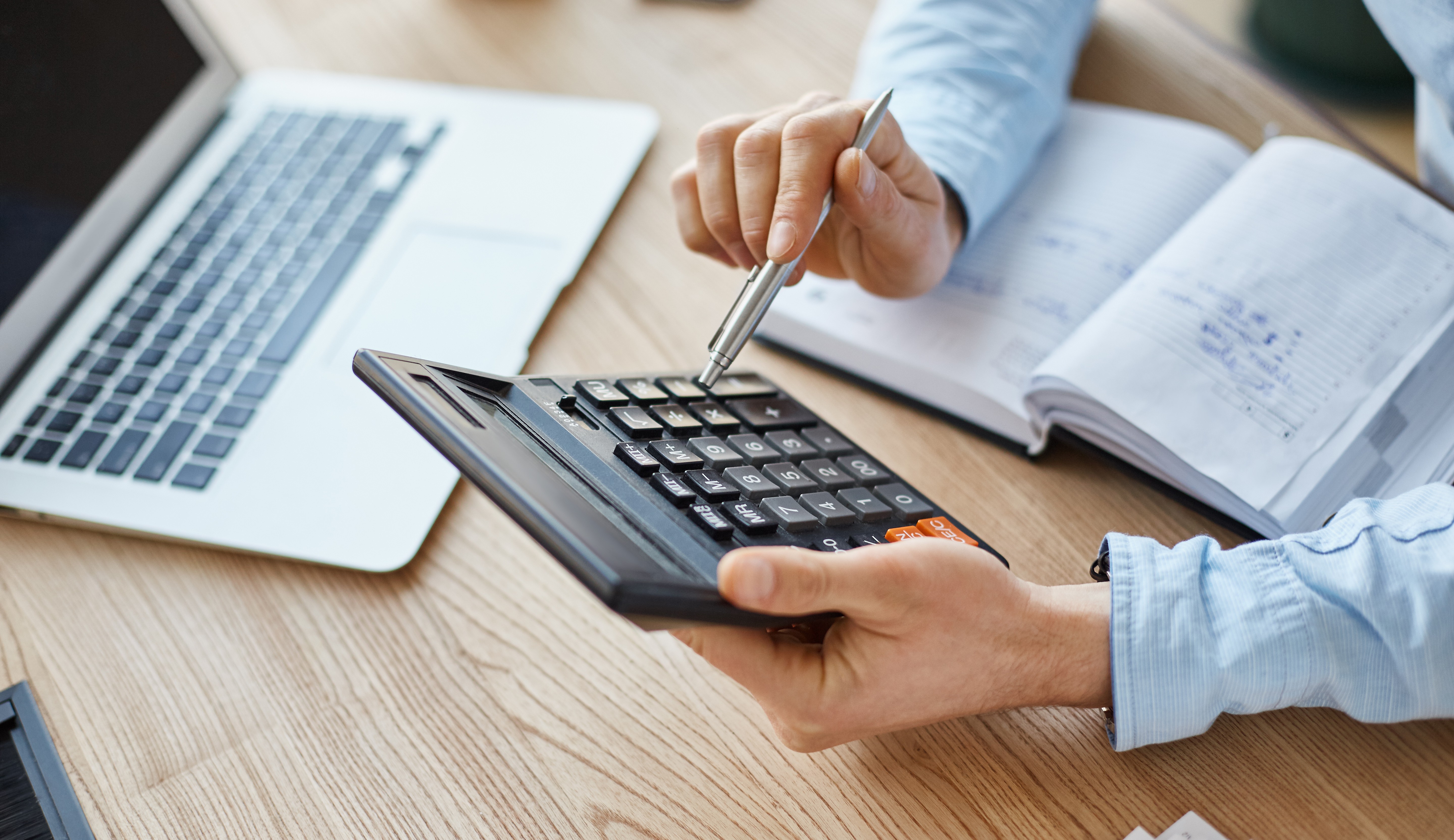 Poziv na seminar „Kako smanjiti troškove carinjenja pri uvozu i izvozu robe“